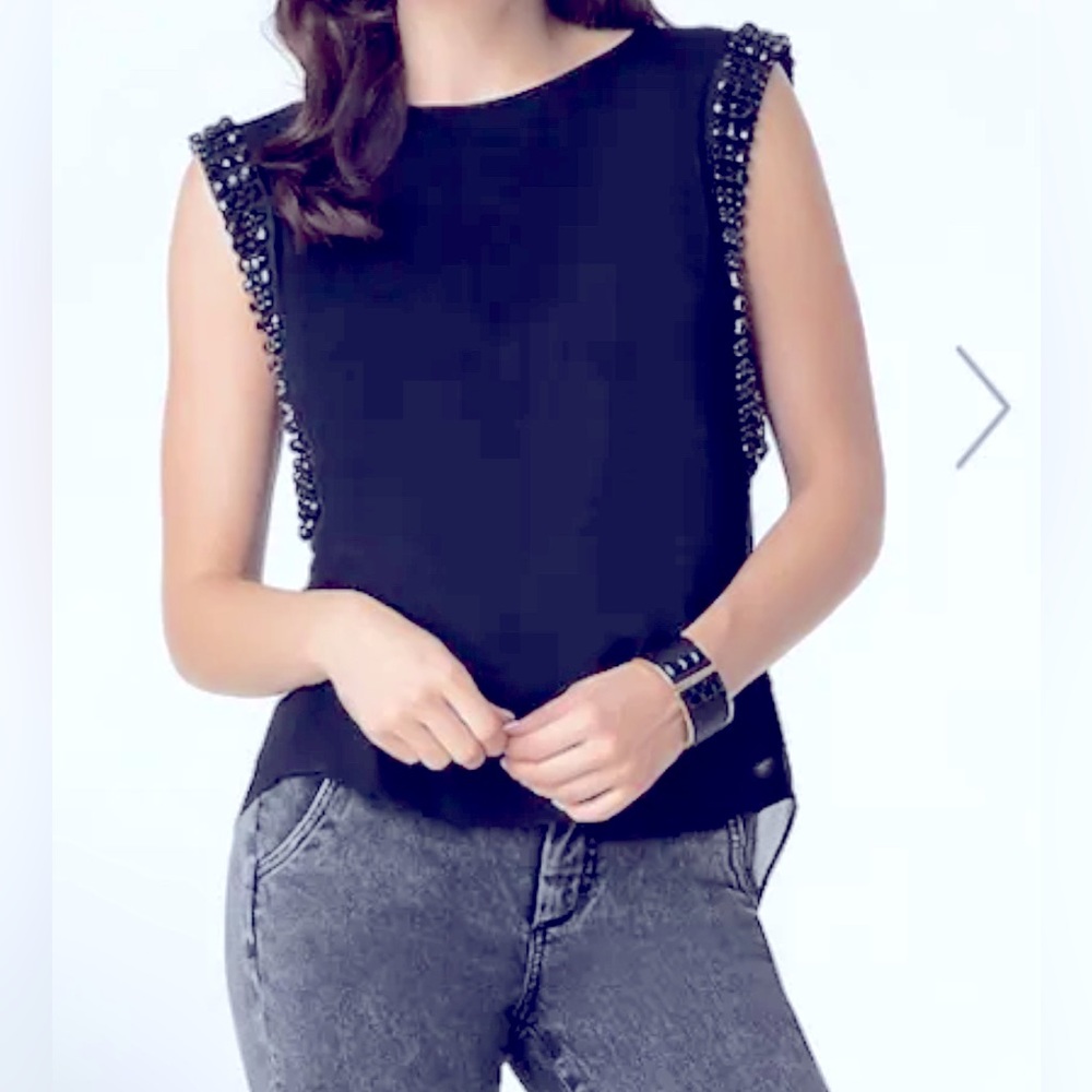 Rue 21 women's Embellished Top Black SZ XSmall, Rhinestone detailing, Like new!